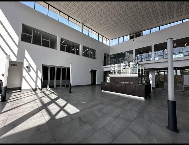 5,301M² OFFICE TO LET IN WOODMEAD